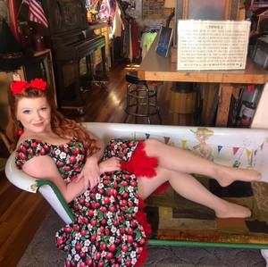 Meet your Posher, Sara